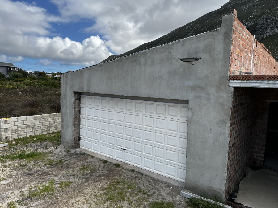 4 Bedroom Property for Sale in Bettys Bay Western Cape